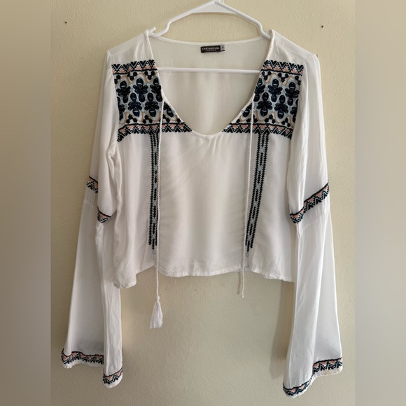 Embroidered White Boho Top - Picture 1 of 3